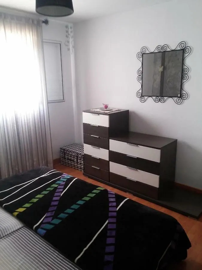 Apartamento Piso céntrico, amplio, luminoso y familiar con garaje. La Laguna